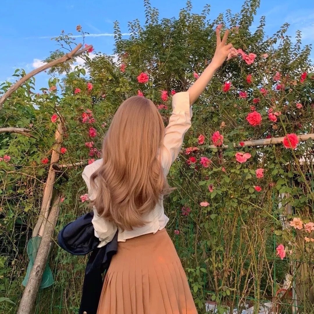 索女罗拉