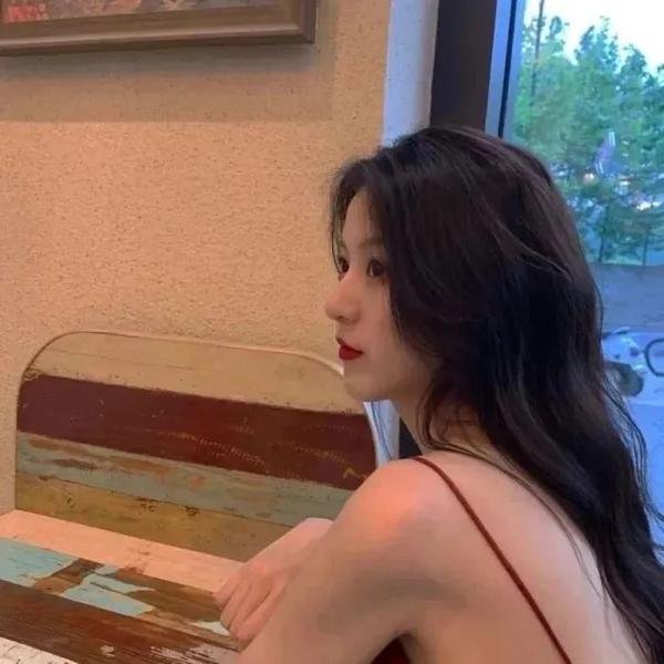 禁欲战神为我吃醋发疯